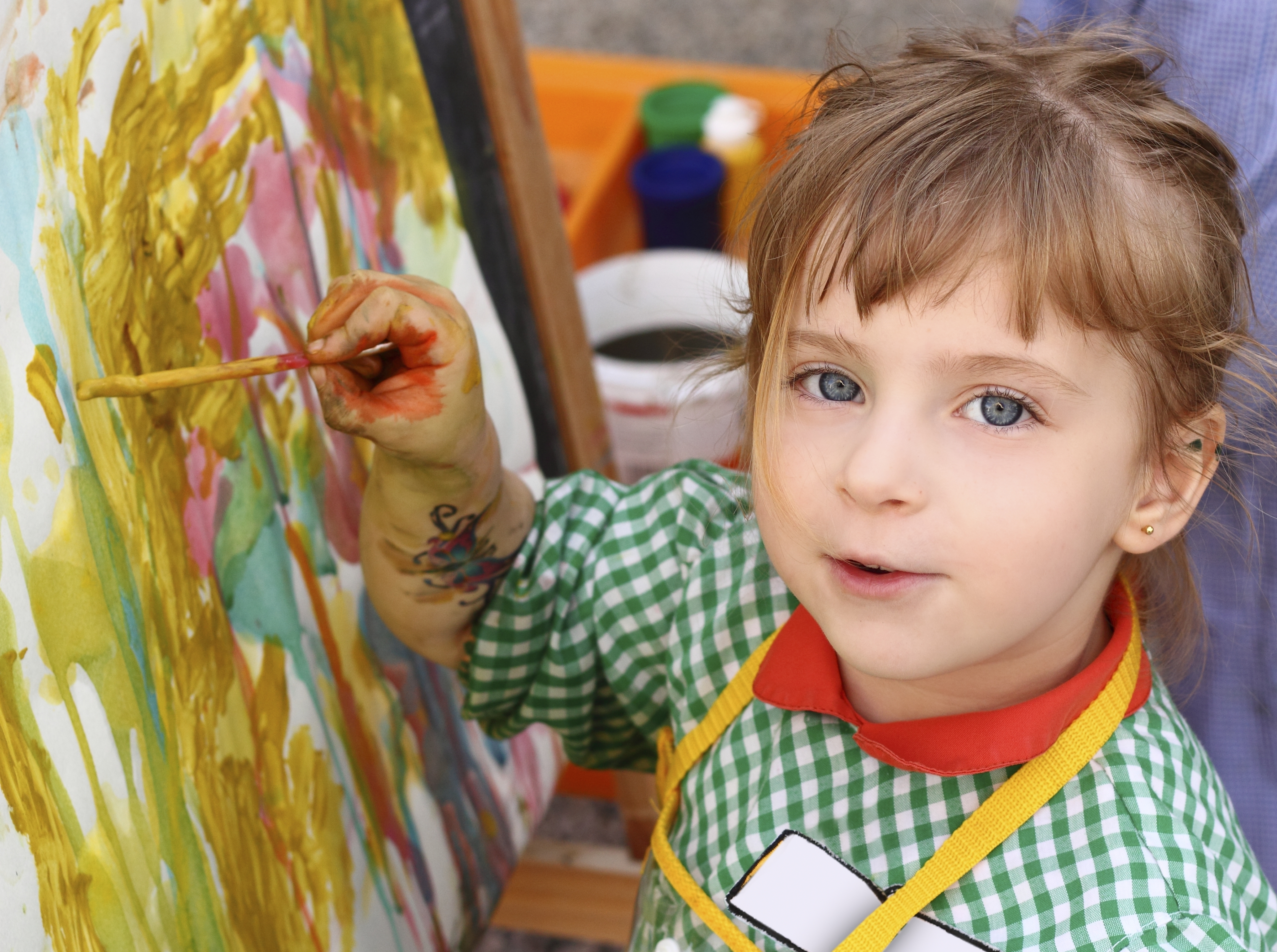 Воспитать художественный вкус. Дети в изобразительном искусстве. Искусство рисование для детей. Рисование для детей дошкольного возраста. Художественное рисование для детей.